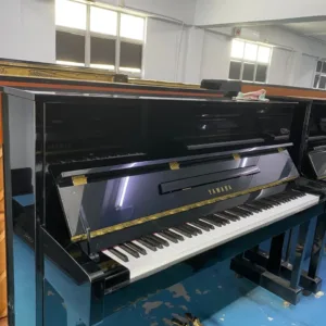 Yamaha YM5 Upright Piano